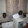 Ouaga 2006, Bernard et Bako en dur travail