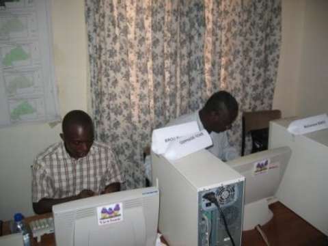 Ouaga 2006, Bernard et Bako en dur travail